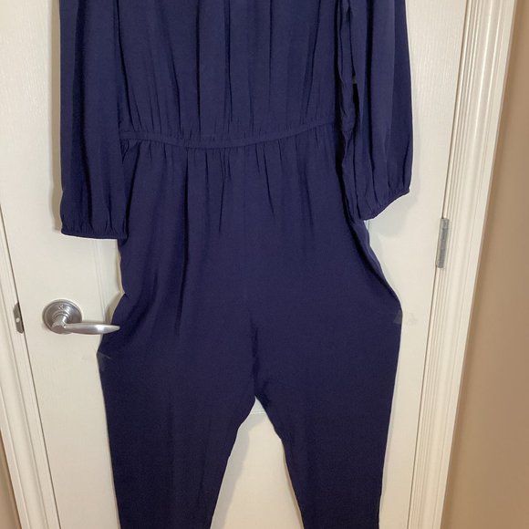 NWT Old Navy Women's Long Blue Jumpsuit Size L Long Sleeves Pockets Comfy Flowy - Picture 4 of 10